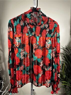 N199. Dragonfly Floral Smocked Sheer Long Sleeve Blouse Size L.